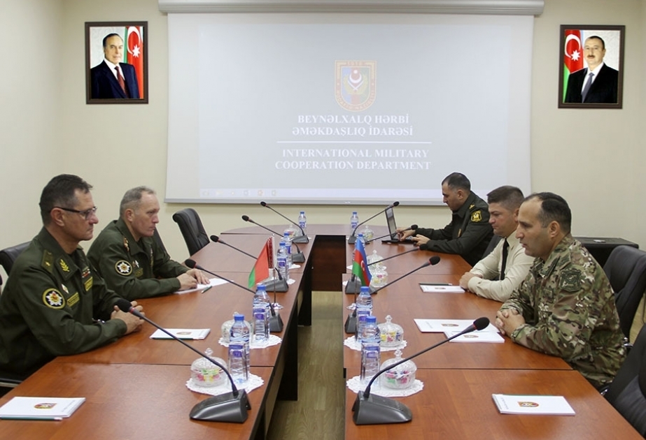 Delegaciones de los Ministerios de Defensa de Azerbaiyán y Bielorrusia celebraron una reunión de trabajo