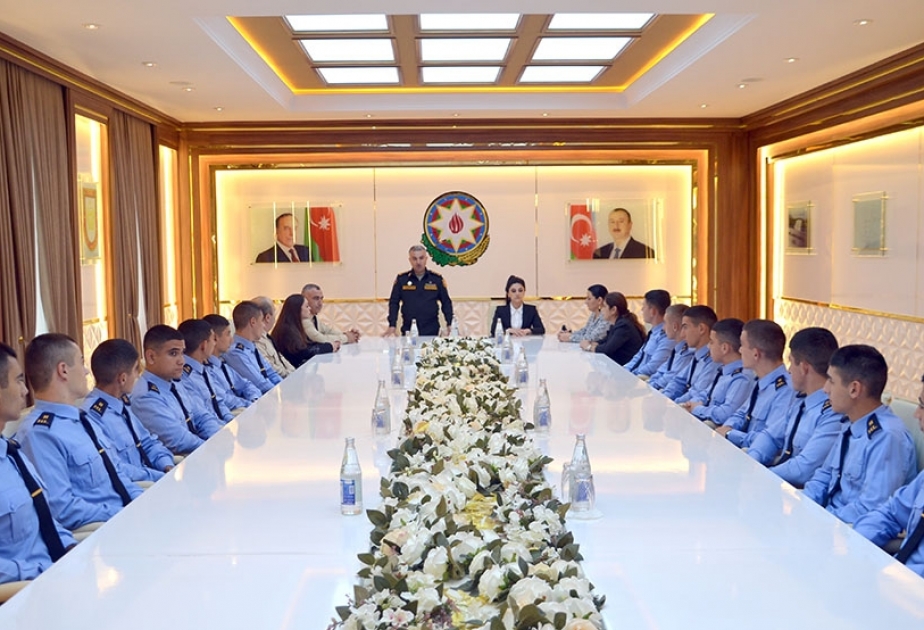 Cəmşid Naxçıvanski adına Hərbi Liseydə “Azərkitab”ın təşkilatçılığı ilə kursantlarla görüş keçirilib