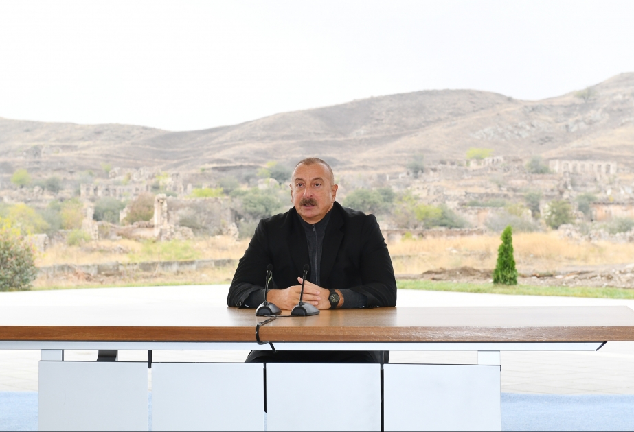 Prezident İlham Əliyev Cəbrayıl əməliyyatının müharibənin sonrakı gedişindəki əhəmiyyətindən danışıb