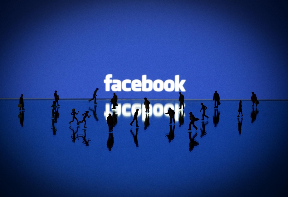 Цукерберг потерял 6 миллиардов долларов из-за сбоя Facebook