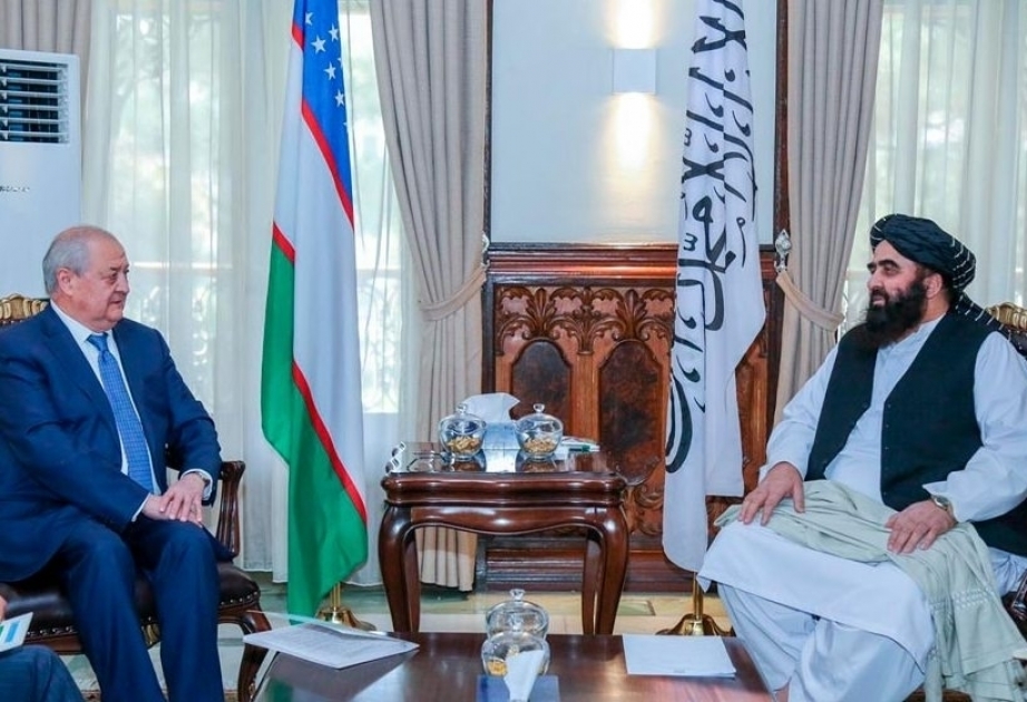 وزير الخارجية الاوزبكي يلتقي بمسؤولي حكومة أفغانستان