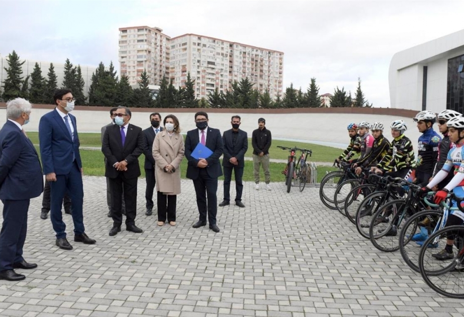 Gənclər və idman naziri Azərbaycan Velosiped İdmanı Federasiyasının fəaliyyəti ilə tanış olub