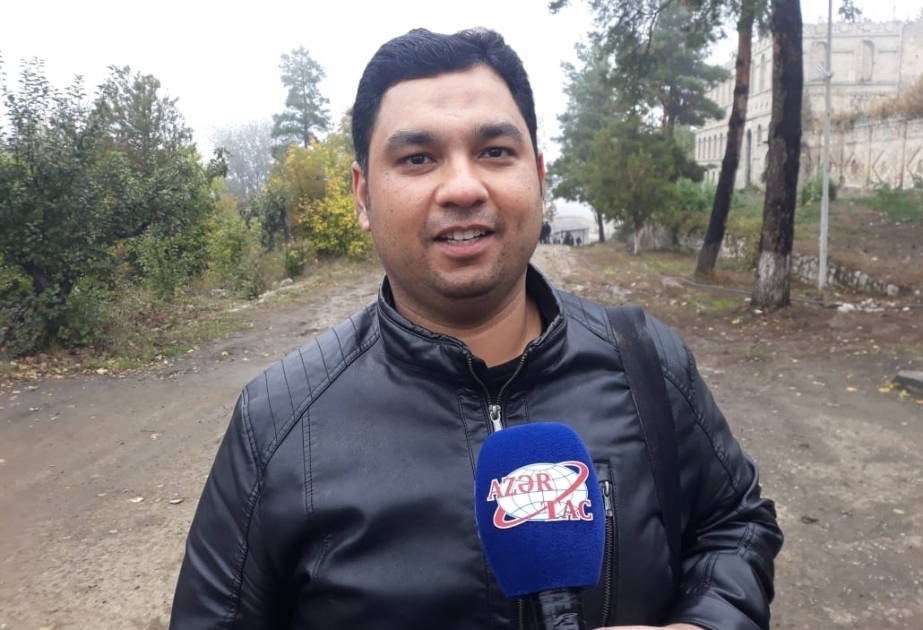 Periodista pakistaní: “Intentaré llamar la atención internacional sobre las atrocidades cometidas por los armenios en Shusha”