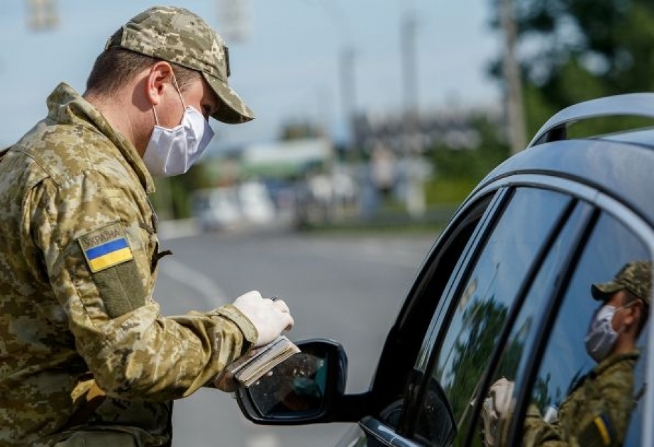 В Беларуси ввели обязательное ношение масок во всех общественных местах