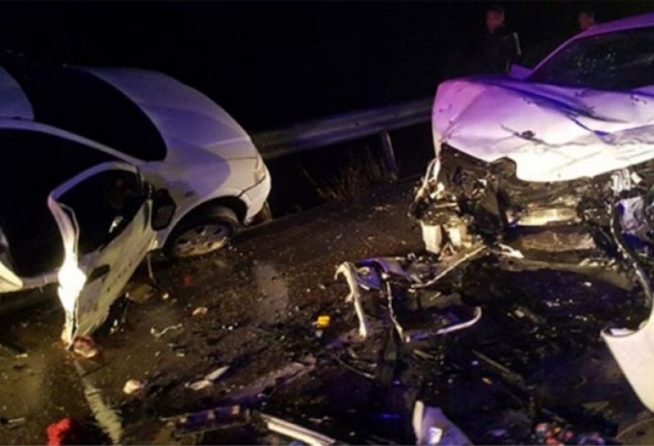 Goranboy rayonunda üç avtomobilin toqquşması nəticəsində bir nəfər ölüb