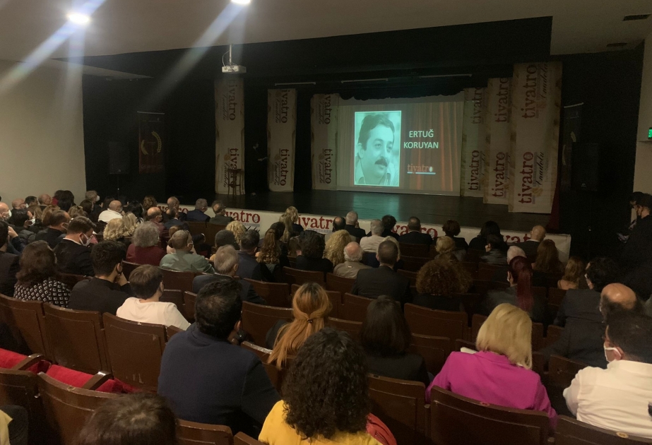 İstanbulda Beynəlxalq Anadolu Teatr Mükafatlarının təqdimetmə mərasimi keçirilib