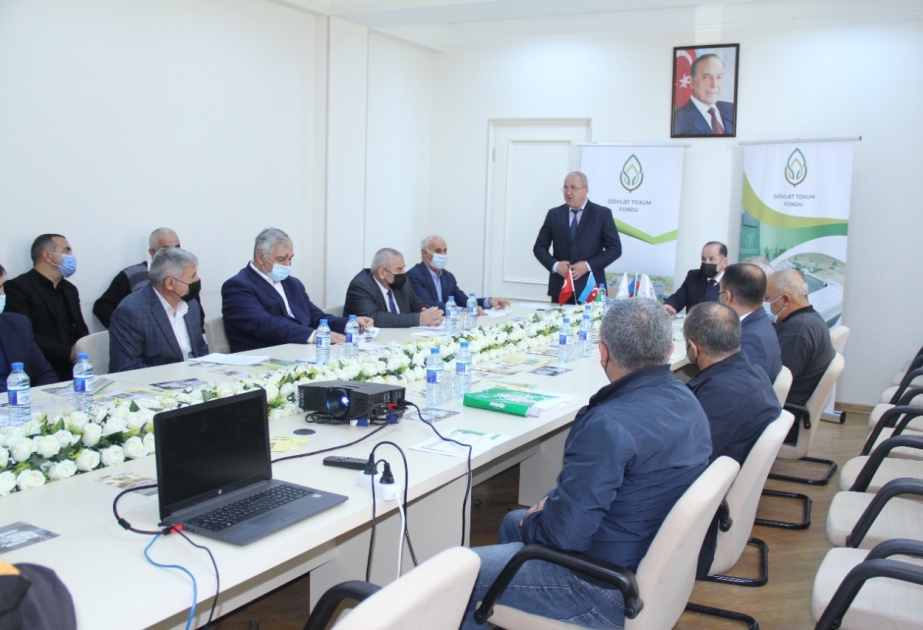 Xaçmazlı fermerlər payızlıq əkinlərlə bağlı maarifləndiriliblər