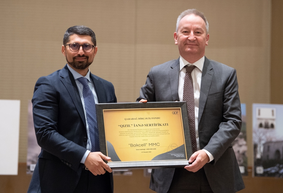 ® Компания Bakcell получила «Золотой сертификат о пожертвовании» от Фонда возрождения Карабаха