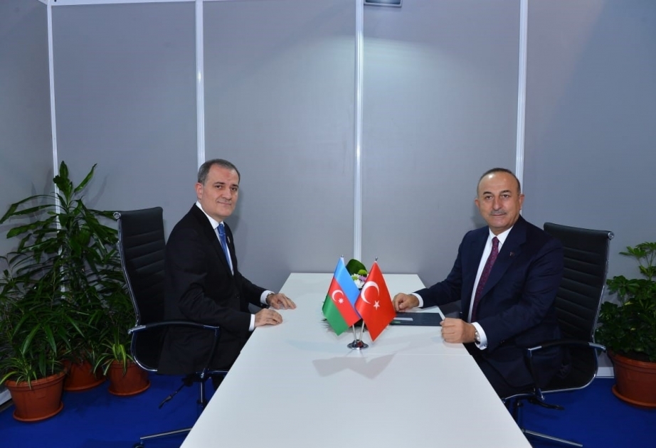 Azerbaijani FM meets with Turkish counterpart in Belgrade