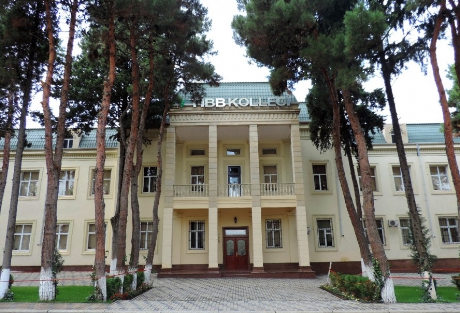 11 illik təhsil bazasında Gəncə Tibb Kollecinin boş qalan yerlərinə 4 ixtisas üzrə qəbul aparılıb