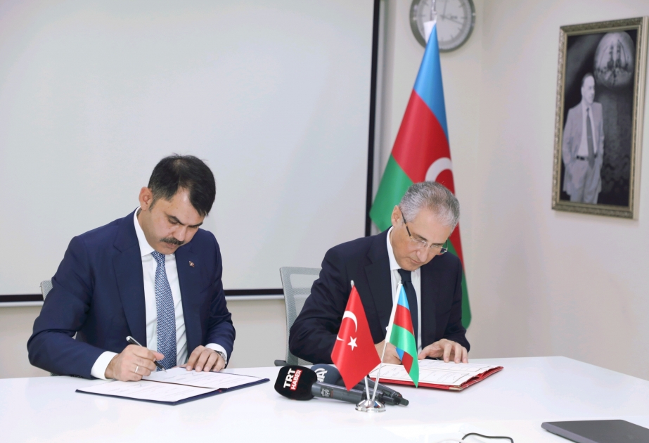 Azerbaiyán y Turquía firman un programa de trabajo sobre medio ambiente