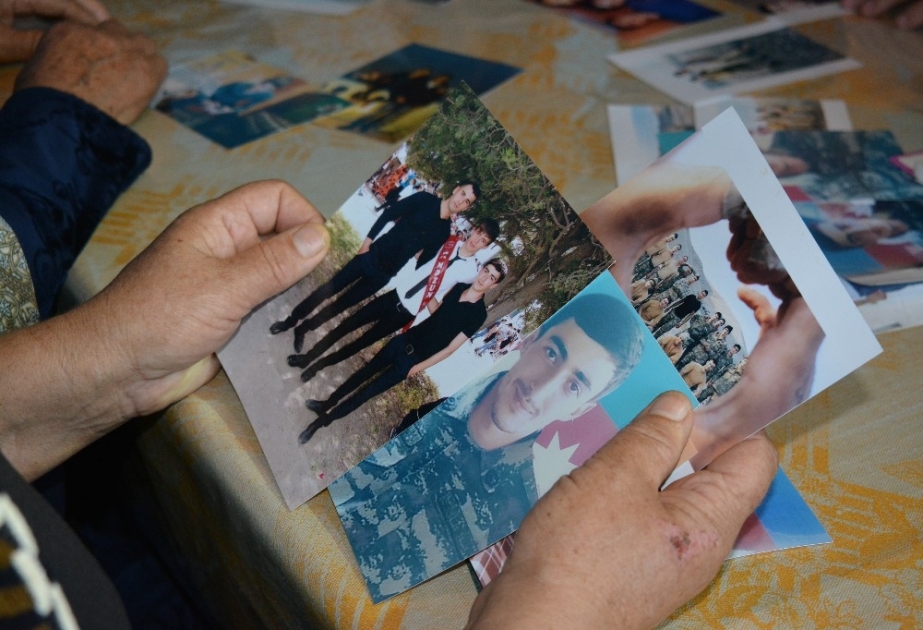 Yaralı yoldaşını döyüşdən çıxararkən şəhid olan qəhrəman artilleriyaçı VİDEO