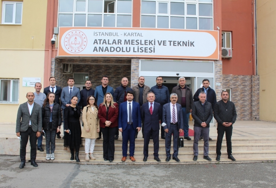 Peşə məktəblərinin rəhbərləri Türkiyəyə təlim-təcrübə səfəri çərçivəsində bir neçə liseydə olublar