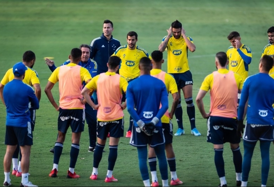 Braziliya klubunun futbolçuları tətil elan ediblər