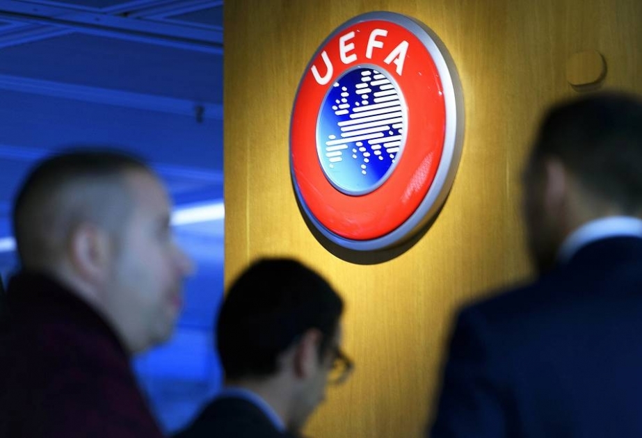 УЕФА намерен улучшить формулировки правил определения офсайда