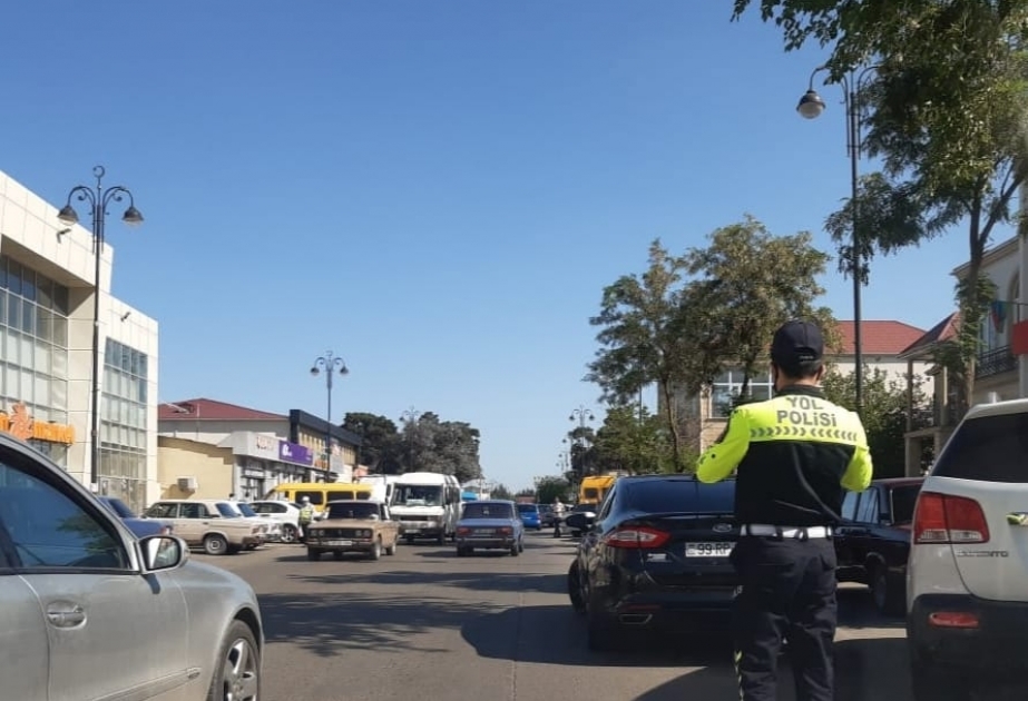 Biləsuvarda yol hərəkəti qaydalarını pozan sürücülər barədə qanunamüvafiq tədbirlər görülüb