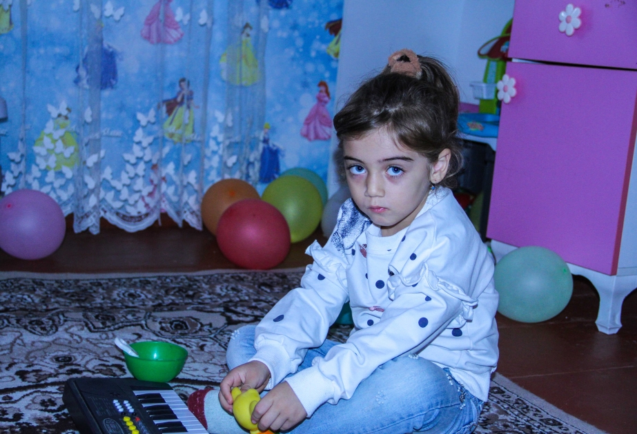 Erməni terrorunun qurbanı olan 4 yaşlı Xədicə: Anamı istəyirəm... FOTO VİDEO