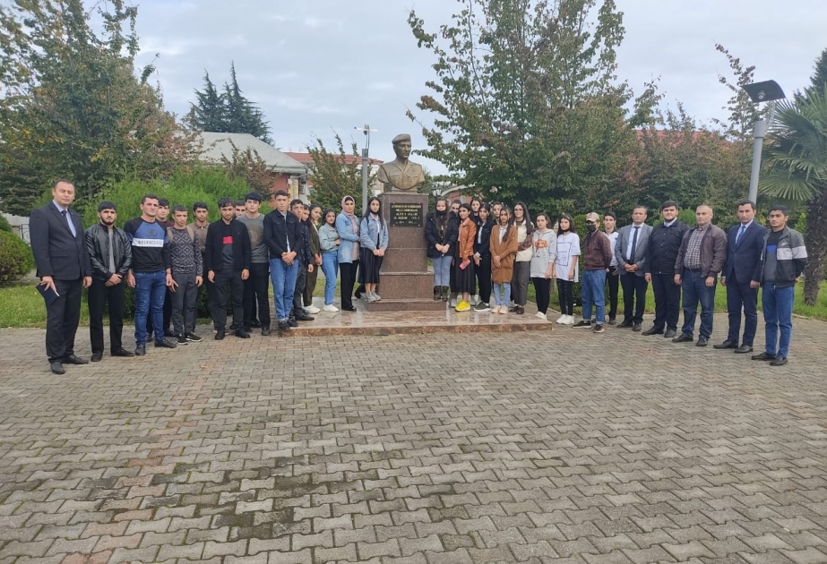 Lənkəran Tarix-Diyarşünaslıq Muzeyində şəhid Murad Hüseynzadəyə həsr olunan guşə açılıb