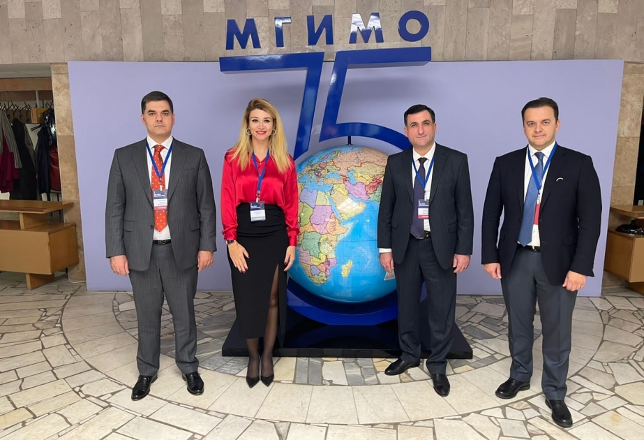 Dövlət Neft və Sənaye Universitetinin rektoru Moskvada beynəlxalq konfransda məruzə edib