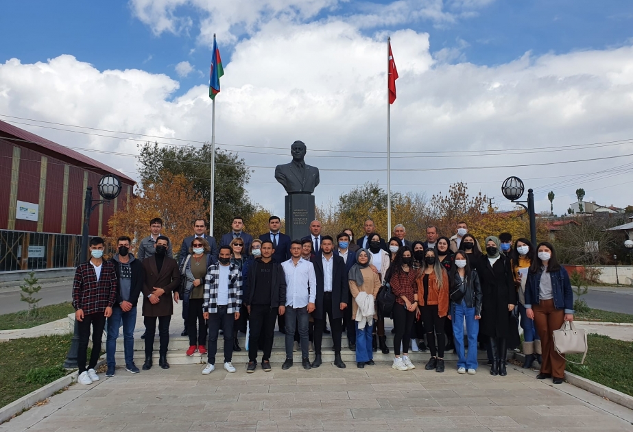 Azərbaycanın müstəqilliyin bərpası günü Türkiyənin Qars şəhərində qeyd olunub