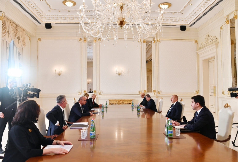 Präsident Ilham Aliyev empfängt kroatischen Minister VIDEO
