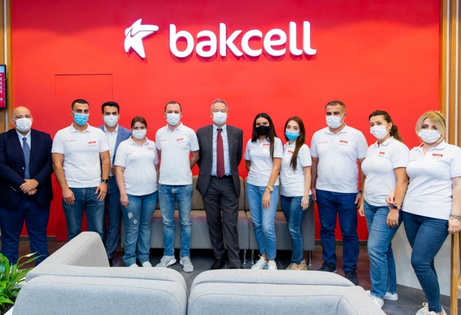 ® Bakcell presents renewed concept store in center of Baku