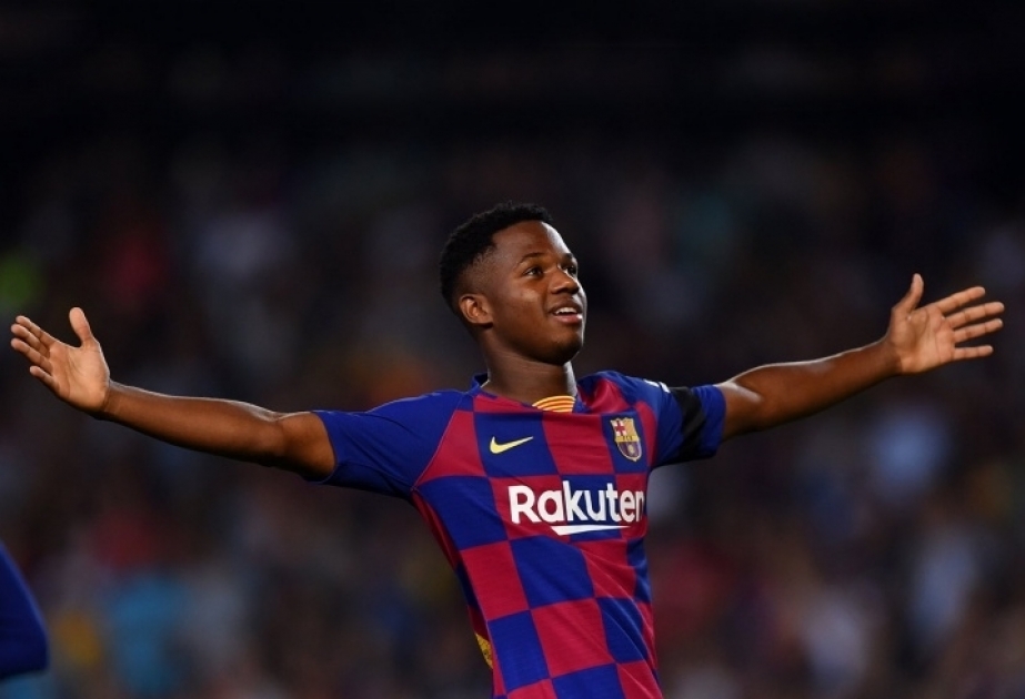 Barcelona winger Fati extends contract until 2027
