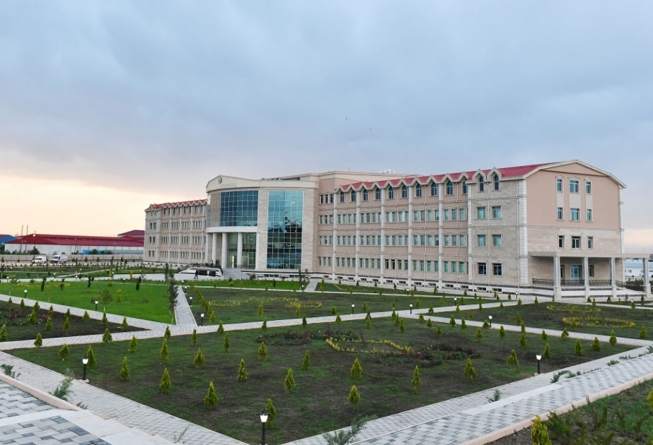Muxtar respublikada ordu quruculuğu istiqamətində tədbirlər davam etdirilir