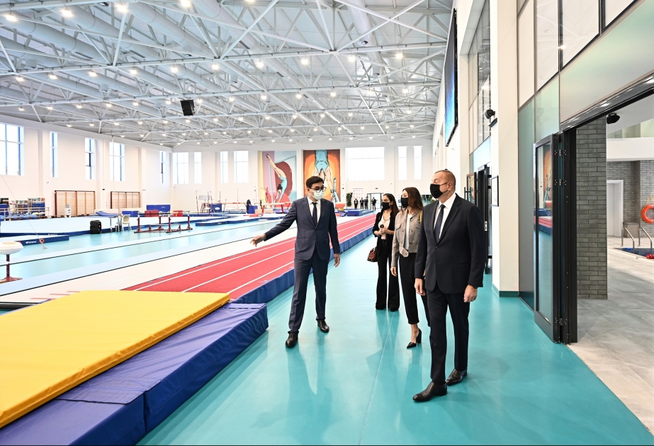 Bekanntschaft mit den im neuen Trainingsgebäude der Nationalen Turnarena geschaffenen Bedingungen VIDEO