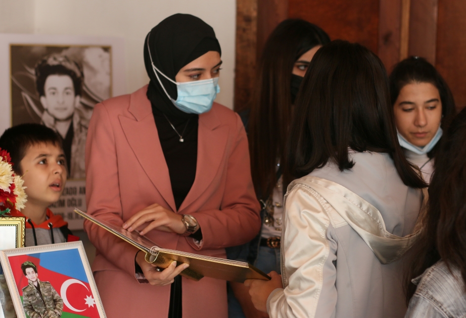 Könüllülər şəhid ailələrini ziyarət edib