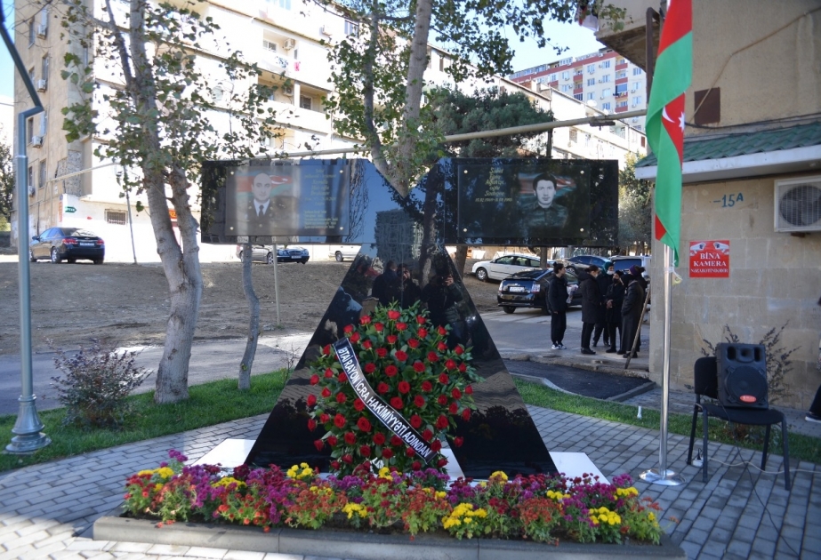 Xətai rayonunda şəhidlərin xatirə lövhələrinin və parkın açılışı olub