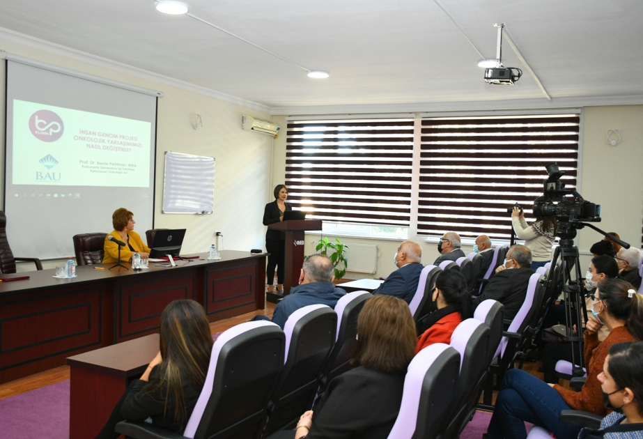 Türkiyəli professor Molekulyar Biologiya və Biotexnologiyalar İnstitutunun əməkdaşları üçün təlim keçib