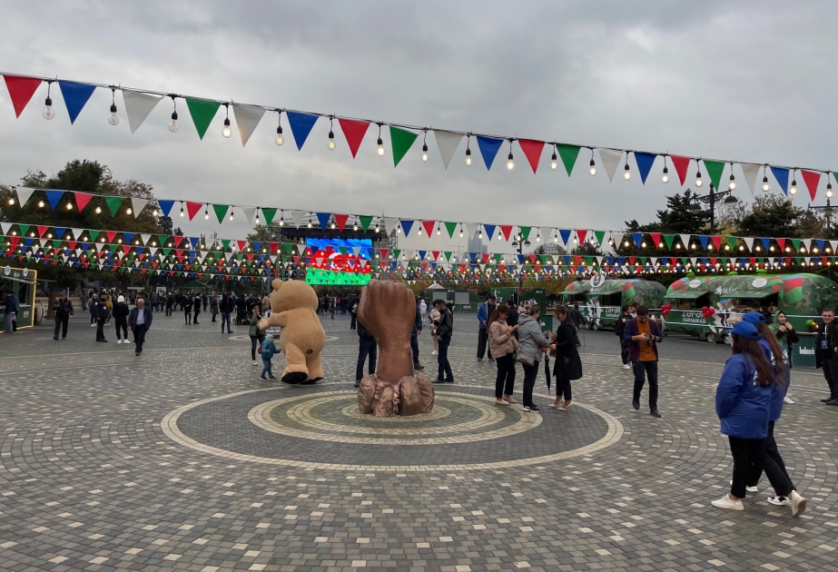 Dənizkənarı Milli Parkda “Zəfər” yarmarkasının açılışı olub