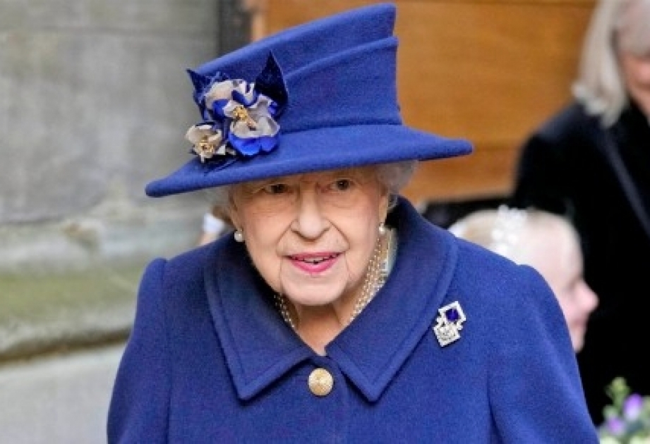 Kraliça II Elizabet həkimlərin məsləhəti ilə daha iki həftə istirahət edəcək