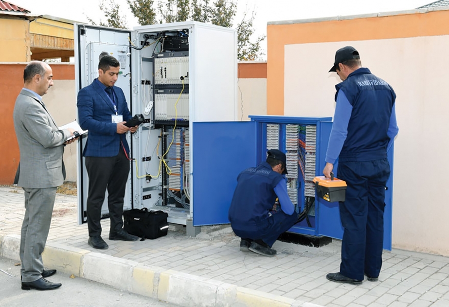 Naxçıvan şəhərində yeni avtomat telefon stansiyaları quraşdırılır