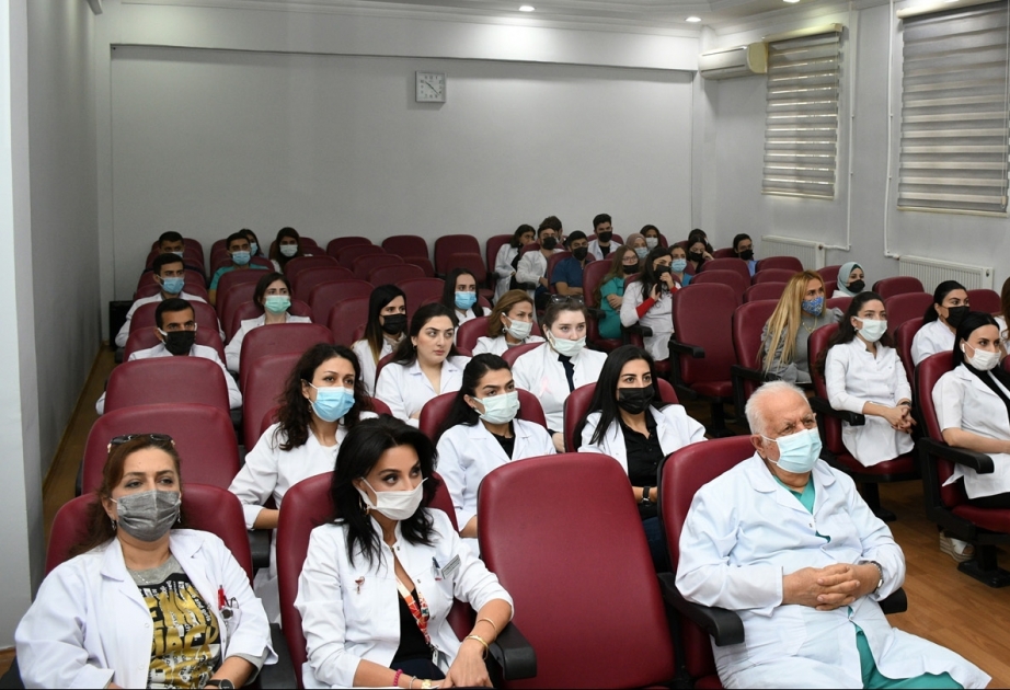Süd vəzi xərçənginə yaşı 50-dən yuxarı olan qadınlarda daha çox rast gəlinir