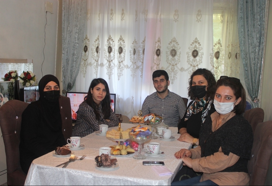 Mingəçevir Dövlət Universitetinin əməkdaşları qazi məzunu ziyarət ediblər