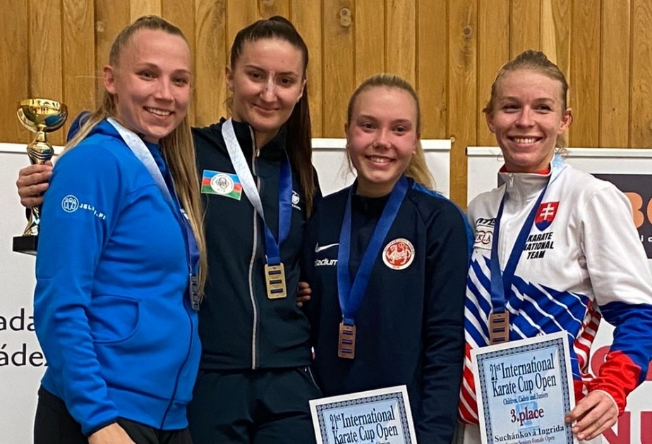 Medallista olímpica azerbaiyana gana dos oros en la República Checa