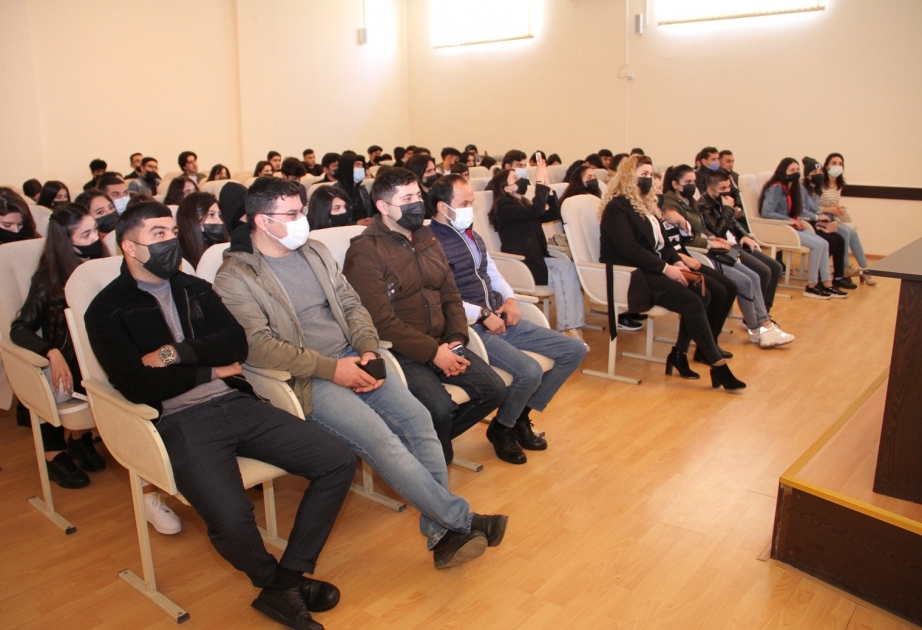 Aqrar Universitetdə gənclər üçün inkişaf imkanları barədə təqdimat keçirilib