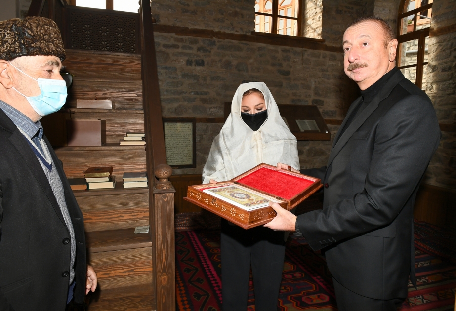 President Ilham Aliyev and First Lady Mehriban Aliyeva viewed restoration and repair work carried out at Badoyun Mosque, Lahij VIDEO