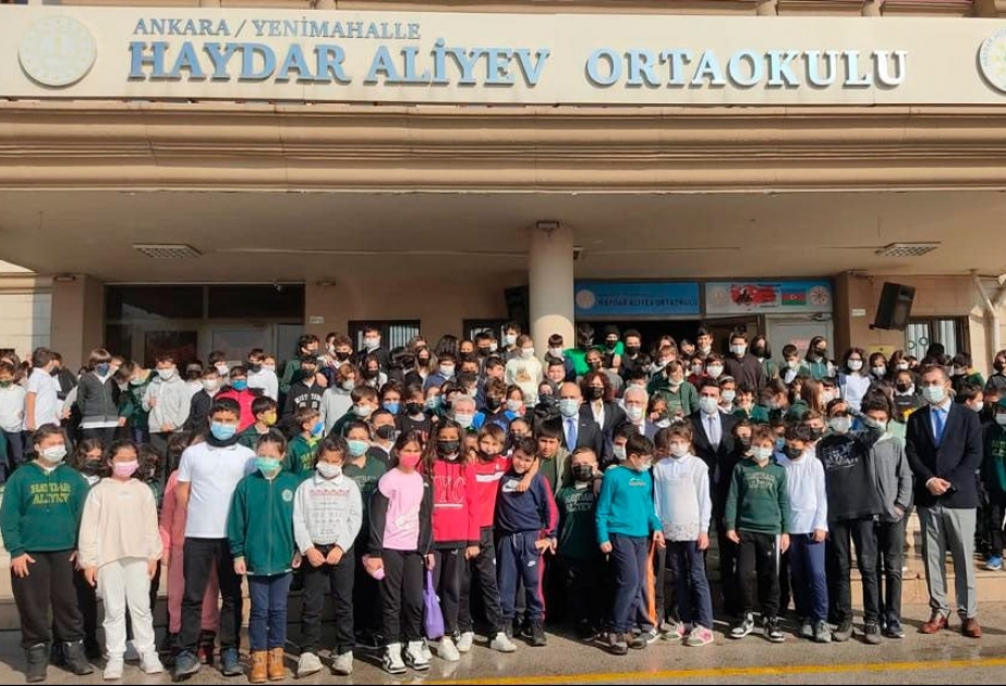 Təhsil nazirinin Türkiyəyə səfəri davam edir