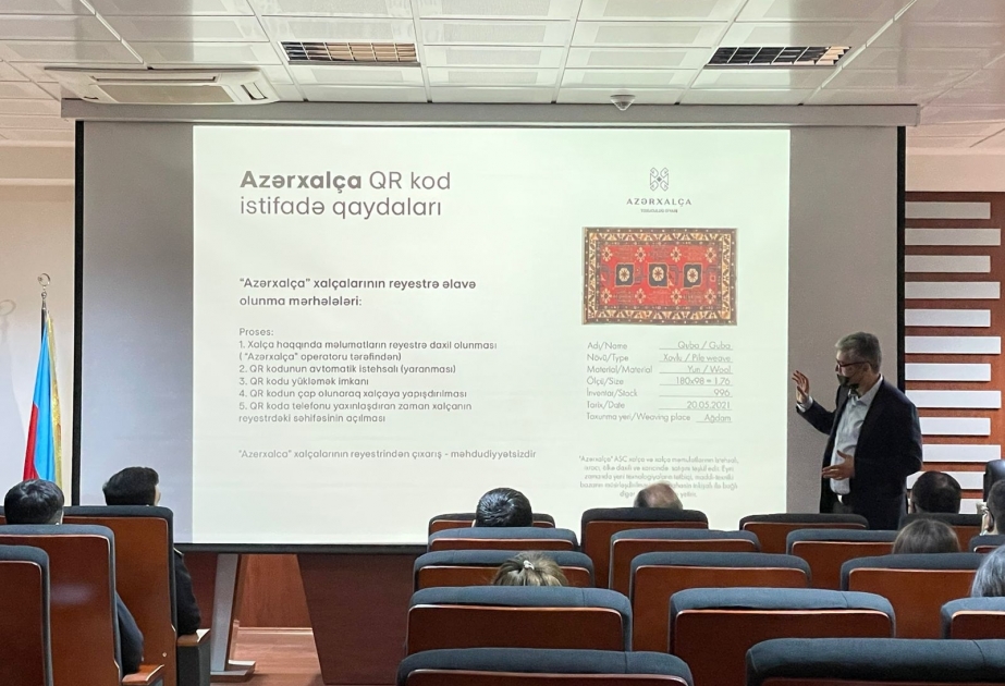 “Azərxalça” “QR kod və onun istifadə qaydaları” adlı təlim təşkil edib