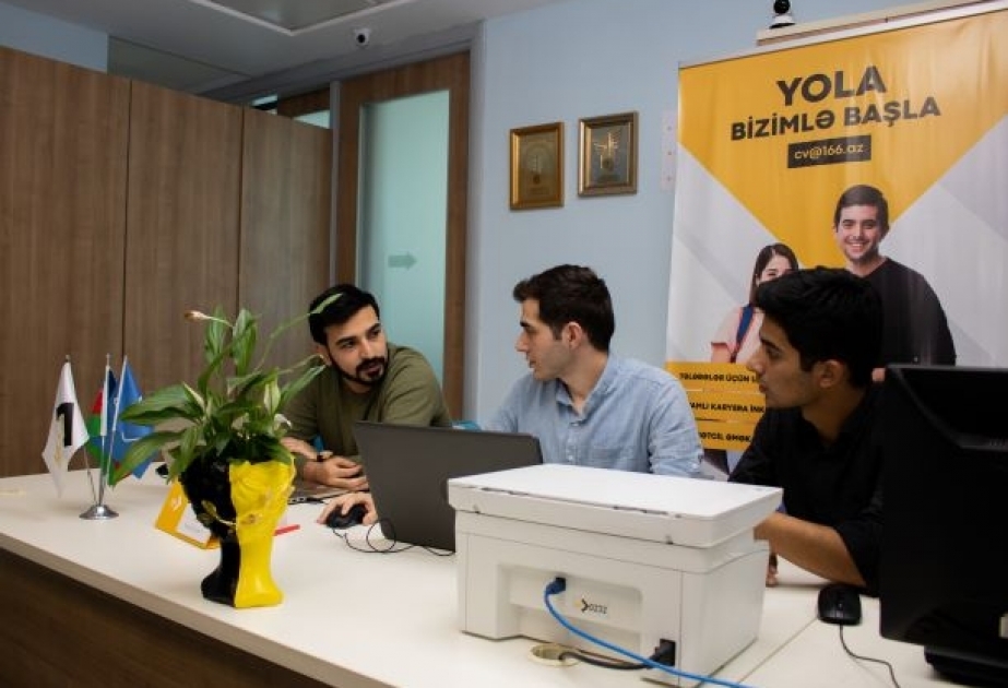 Azərbaycan Texniki Universitetinin tələbə və məzunları logistika üzrə təcrübə proqramında iştirak edir