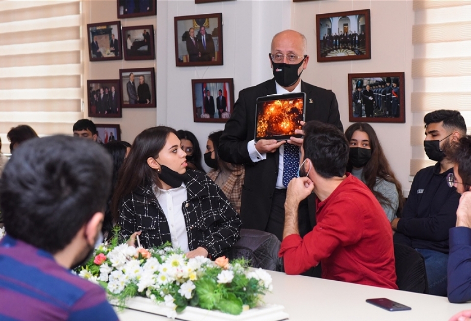 Azərbaycan Dillər Universitetində meksikalıların ənənəvi bayramı qeyd olunub