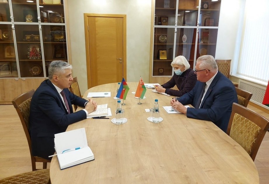Aserbaidschan und Belarus bauen Zusammenarbeit im Bildungsbereich aus