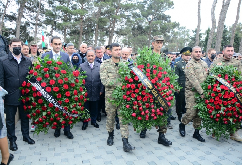 Xətai rayonunda Vətən müharibəsi şəhidi Qərib Baxşəliyevin xatirə lövhəsinin açılışı olub