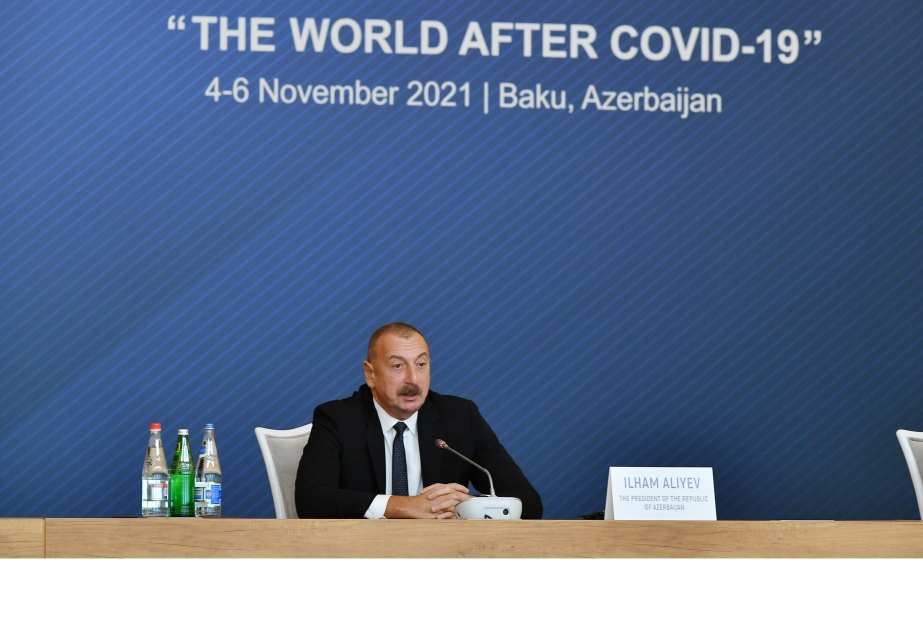 Global Baku Forum im hybrid-Format seine Arbeit begonnen  Präsident Ilham Aliyev Forum nimmt an Eröffnung teil VIDEO