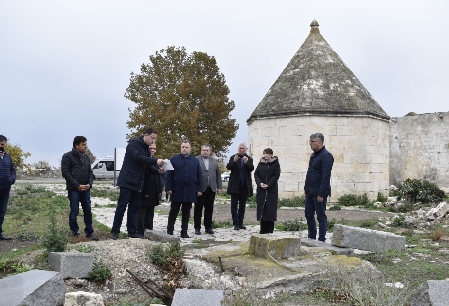 Los representantes del Parlamento de Estonia se familiarizaron con las atrocidades cometidas por los armenios en Aghdam