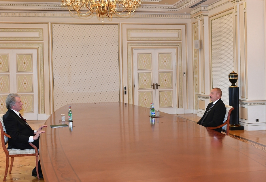 Президент Ильхам Алиев принял бывшего Президента Украины Виктора Ющенко ВИДЕО