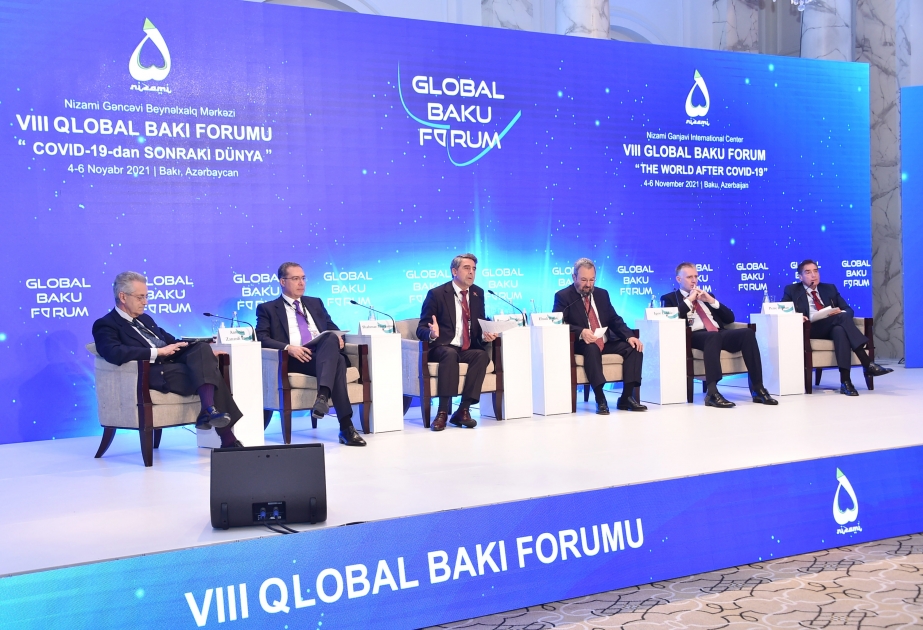 VIII Qlobal Bakı Forumunda “Yeni dünya iqtisadiyyatı” mövzusu müzakirə olunur VİDEO